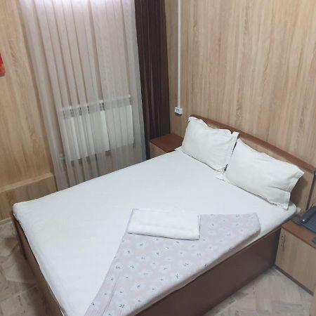 Bal-Meyir Hotel Almaty Bagian luar foto