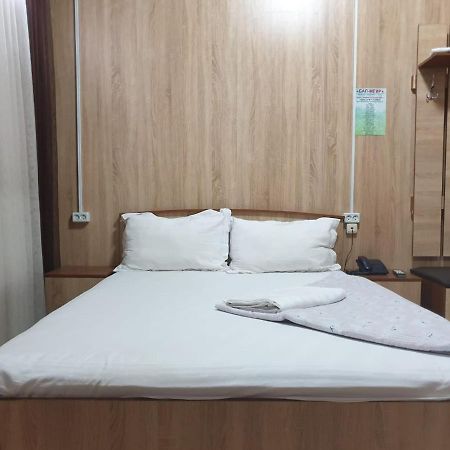 Bal-Meyir Hotel Almaty Bagian luar foto