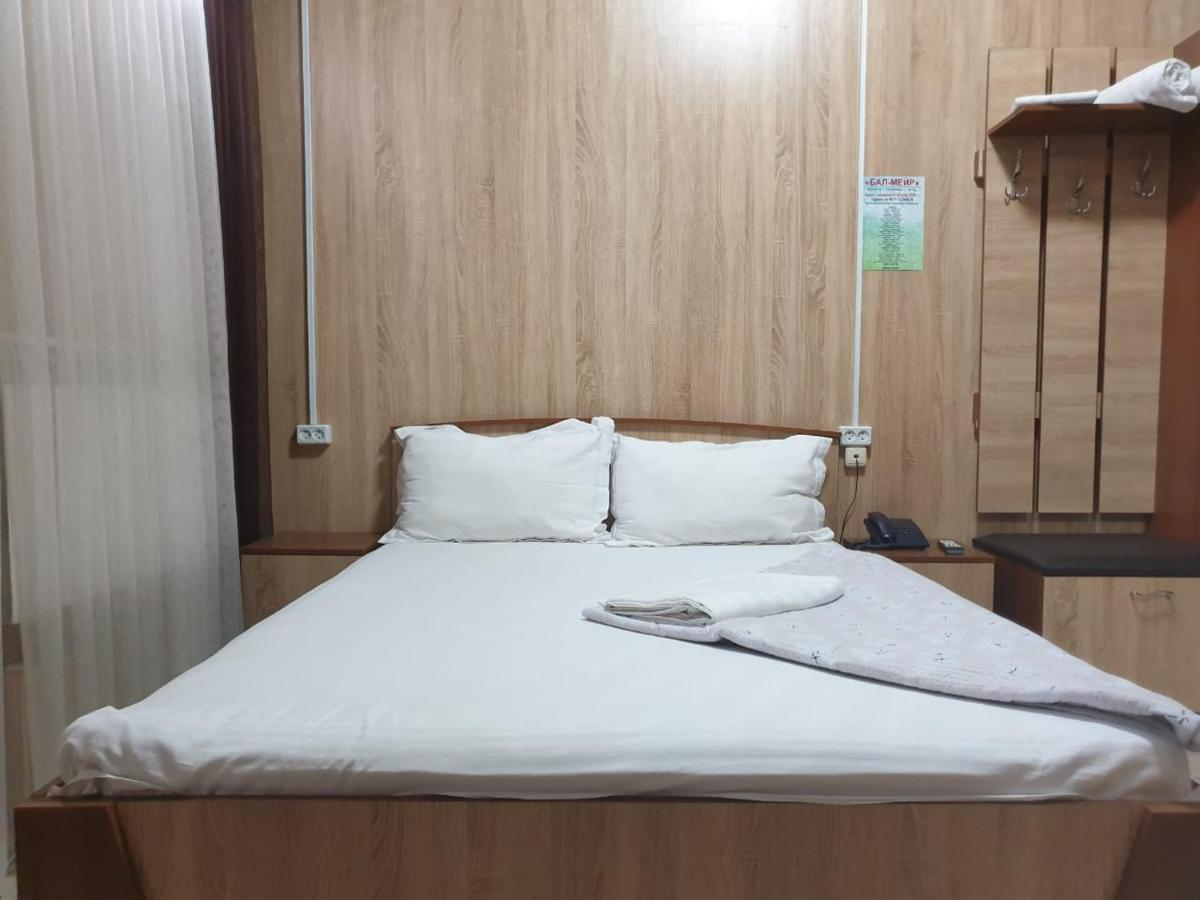 Bal-Meyir Hotel Almaty Bagian luar foto